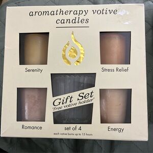 New Twilight Aromatherapy Votive Candle Gift Set - 4 Candles & Votive Holder